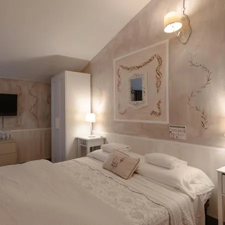 Il Castagnolo Country 2*